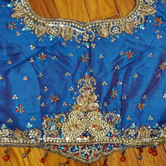 UtsavFashion Blue Raw Silk Lengha Choli w/Dupatta - Picture 3 of 12